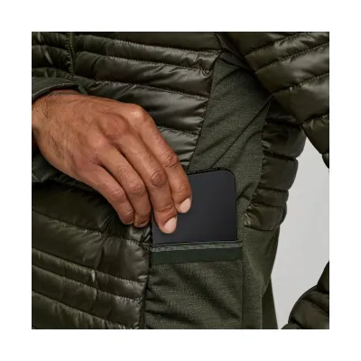 Чоловіча вітрівка Saucony SOLSTICE OYSTERPUFF JACKET Чоловіча вітрівка Saucony SOLSTICE OYSTERPUFF JACKET