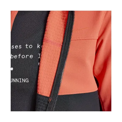 Жіноча вітрівка Saucony Bluster Jacket