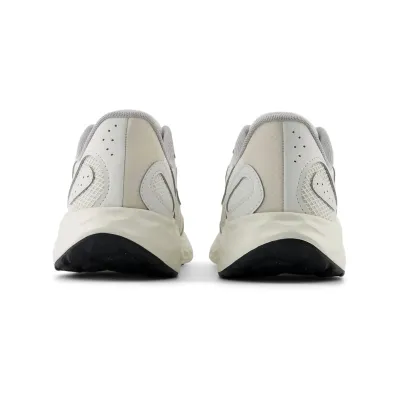 Чоловічі кросівки New Balance ARISHI V4