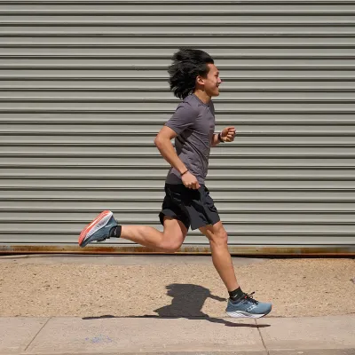 Чоловічі кросівки Saucony TRIUMPH 22 Чоловічі кросівки Saucony TRIUMPH 22