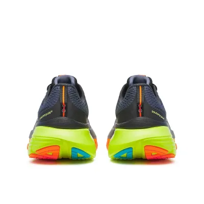 Чоловічі кросівки Saucony GUIDE 18