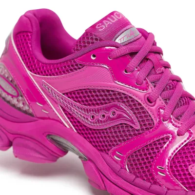 Жіночі кросівки Saucony PROGRID TRIUMPH 4 Жіночі кросівки Saucony PROGRID TRIUMPH 4