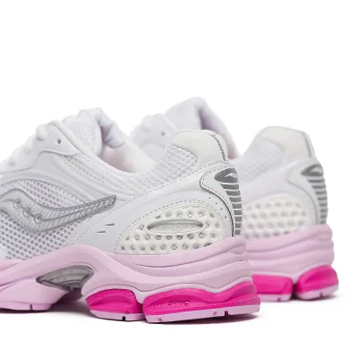 Жіночі кросівки Saucony PROGRID TRIUMPH 4