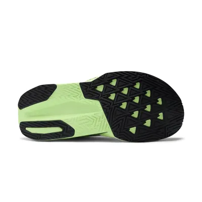 Жіночі кросівки New Balance FUELCELL REBEL V5